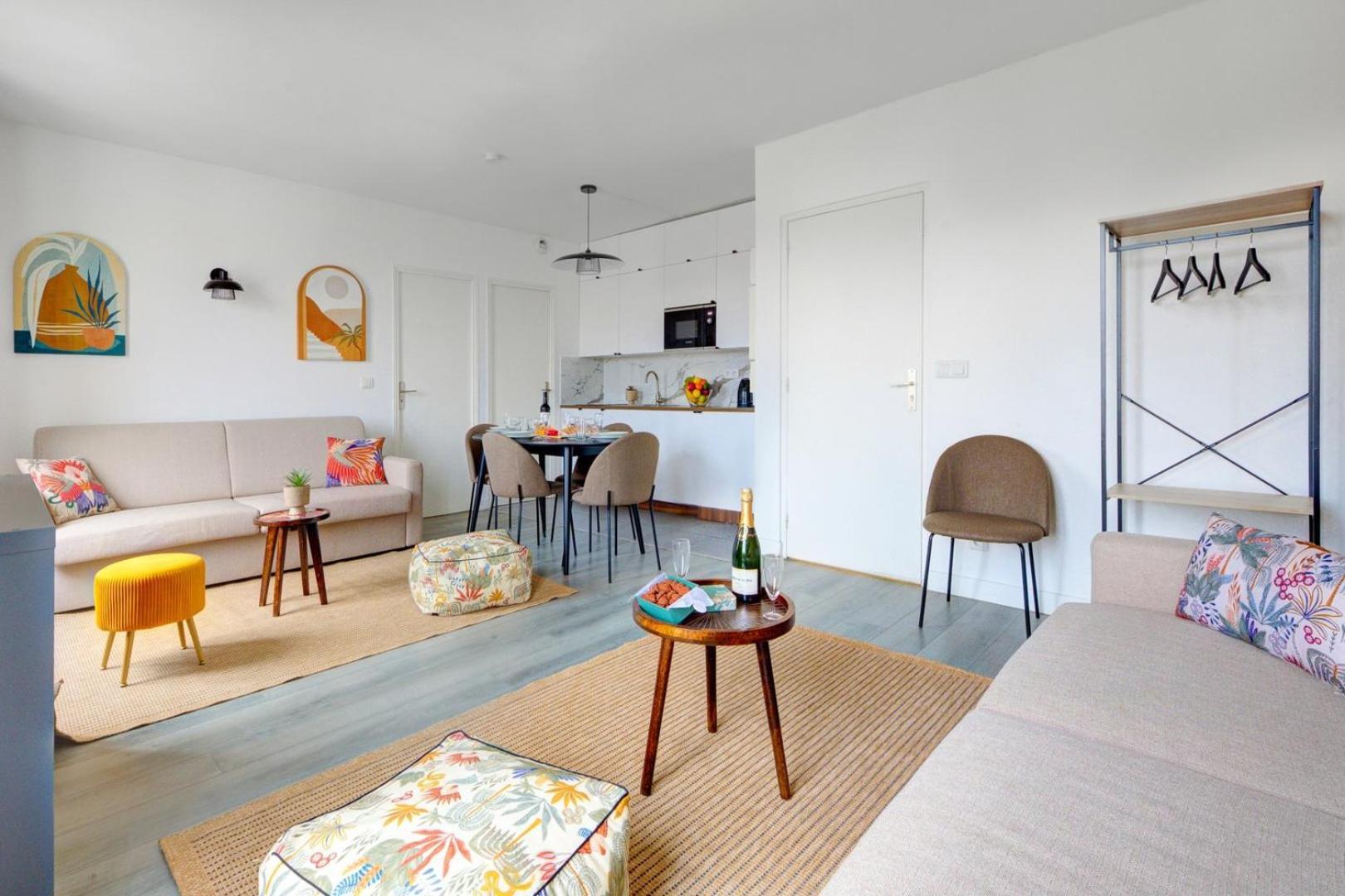 809 Suite Fantastic - Superb Apartment Баньоле Екстериор снимка