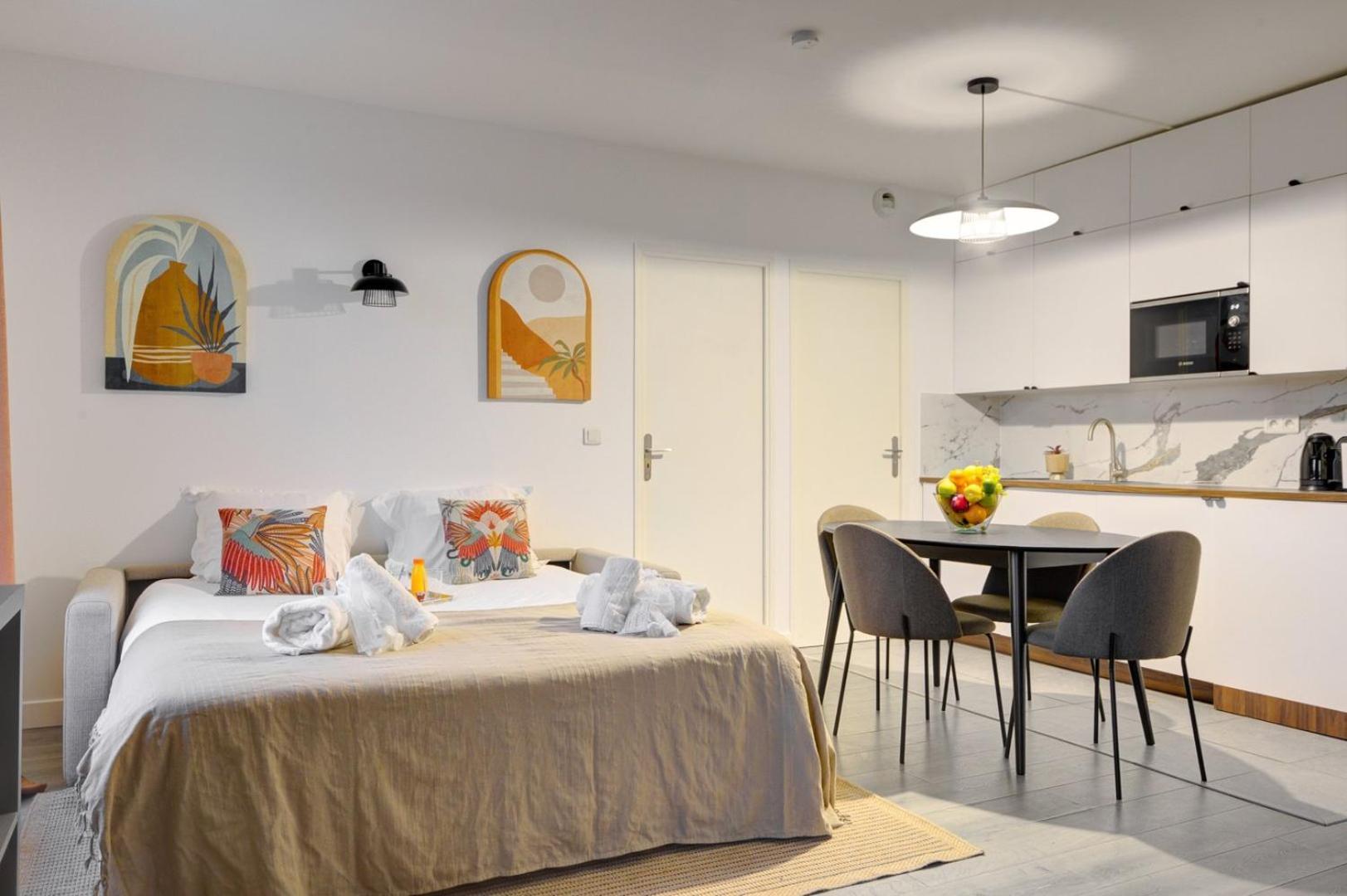 809 Suite Fantastic - Superb Apartment Баньоле Екстериор снимка